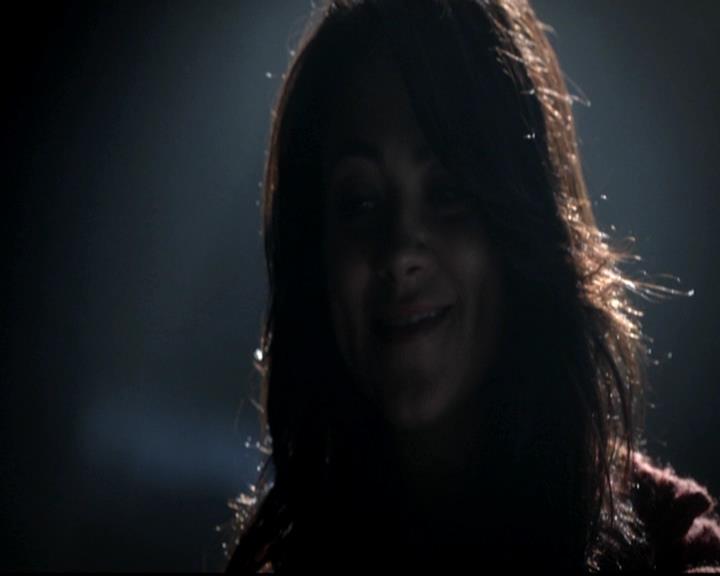 VampireDiariesWorld-dot-org_4x13IntoTheWild0591.jpg