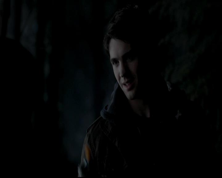 VampireDiariesWorld-dot-org_4x13IntoTheWild0632.jpg