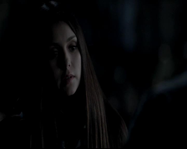 VampireDiariesWorld-dot-org_4x13IntoTheWild0638.jpg