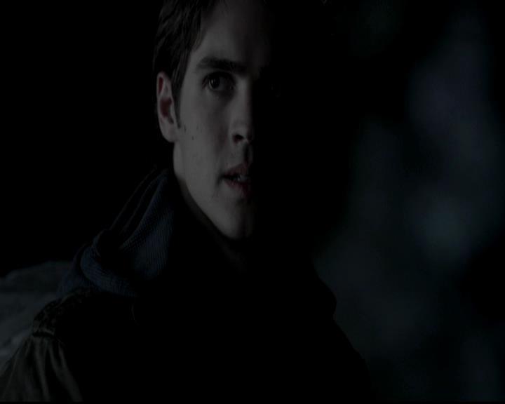 VampireDiariesWorld-dot-org_4x13IntoTheWild0663.jpg