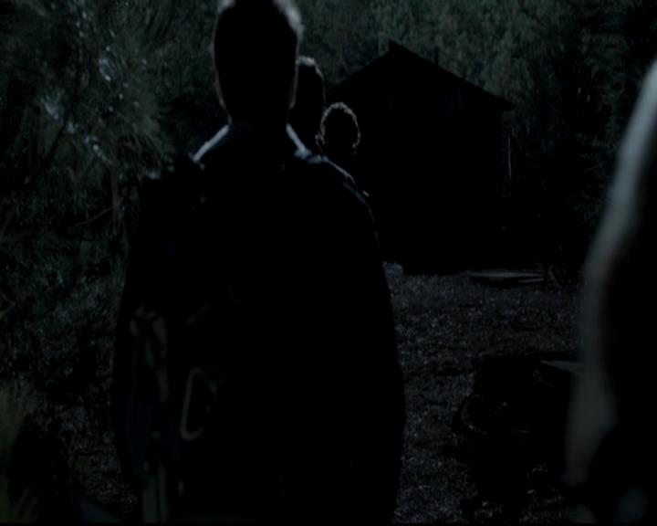 VampireDiariesWorld-dot-org_4x13IntoTheWild0671.jpg