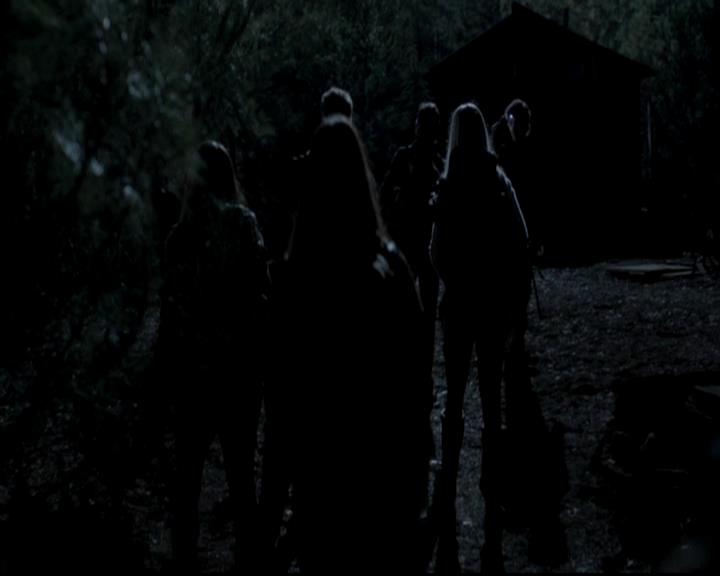 VampireDiariesWorld-dot-org_4x13IntoTheWild0675.jpg