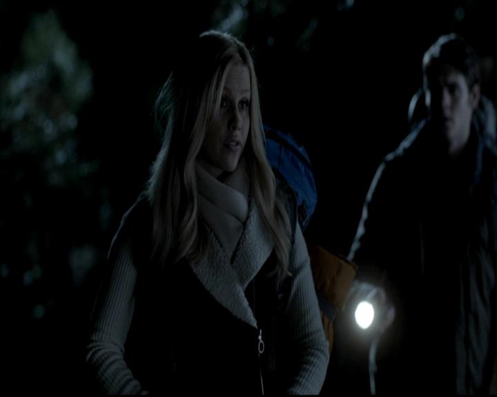 VampireDiariesWorld-dot-org_4x13IntoTheWild0683.jpg