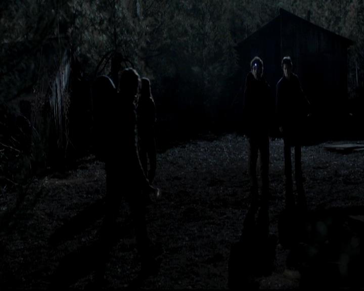 VampireDiariesWorld-dot-org_4x13IntoTheWild0692.jpg