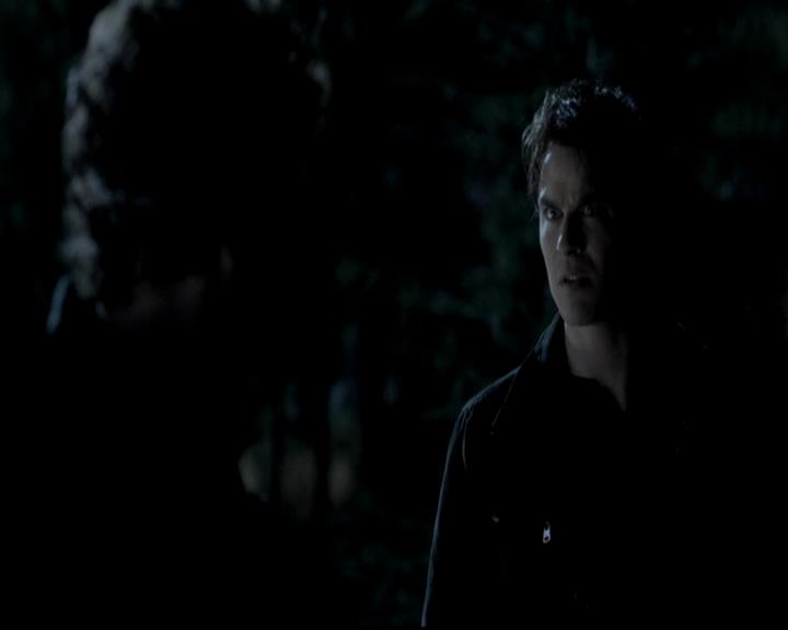 VampireDiariesWorld-dot-org_4x13IntoTheWild0694.jpg