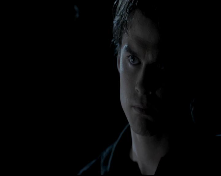 VampireDiariesWorld-dot-org_4x13IntoTheWild0698.jpg