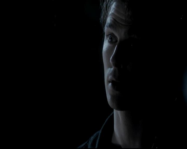 VampireDiariesWorld-dot-org_4x13IntoTheWild0702.jpg