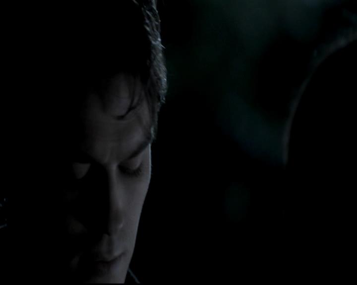 VampireDiariesWorld-dot-org_4x13IntoTheWild0757.jpg