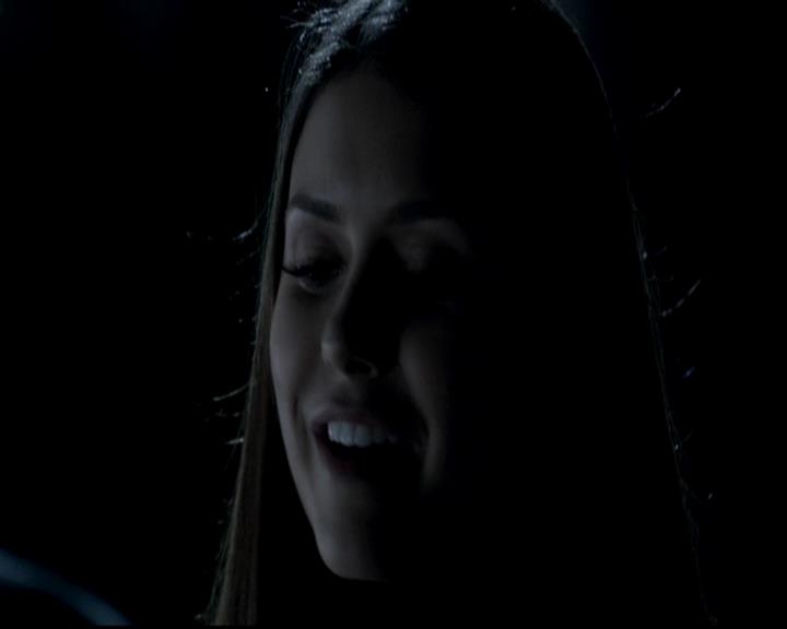 VampireDiariesWorld-dot-org_4x13IntoTheWild0763.jpg