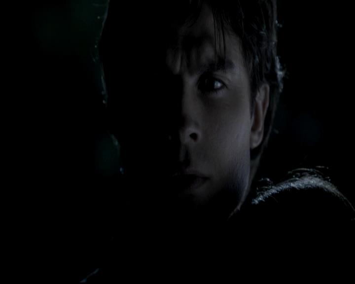 VampireDiariesWorld-dot-org_4x13IntoTheWild0785.jpg