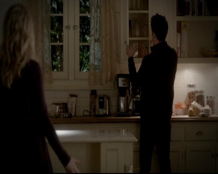 VampireDiariesWorld-dot-org_4x13IntoTheWild0792.jpg