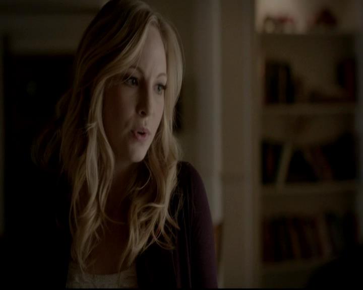 VampireDiariesWorld-dot-org_4x13IntoTheWild0814.jpg