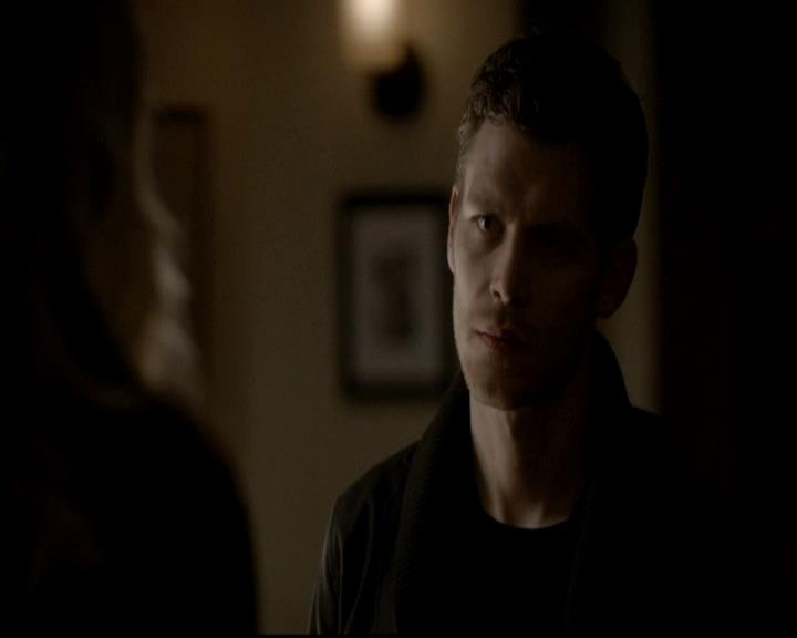 VampireDiariesWorld-dot-org_4x13IntoTheWild0871.jpg