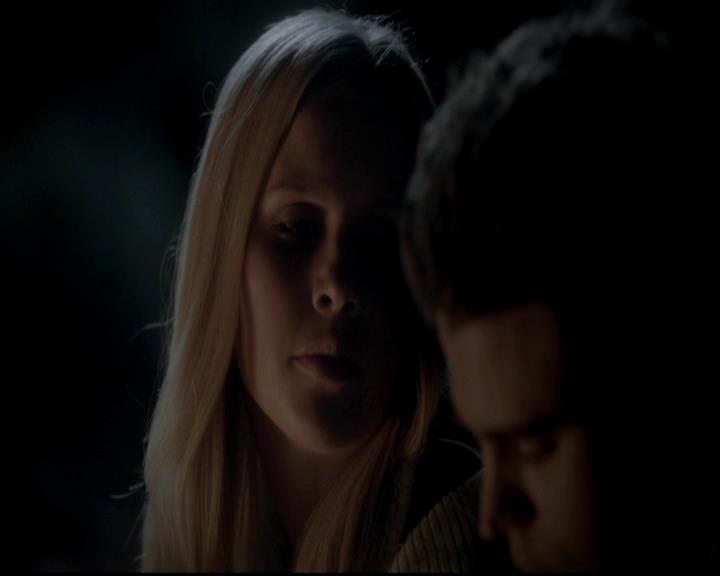 VampireDiariesWorld-dot-org_4x13IntoTheWild0940.jpg