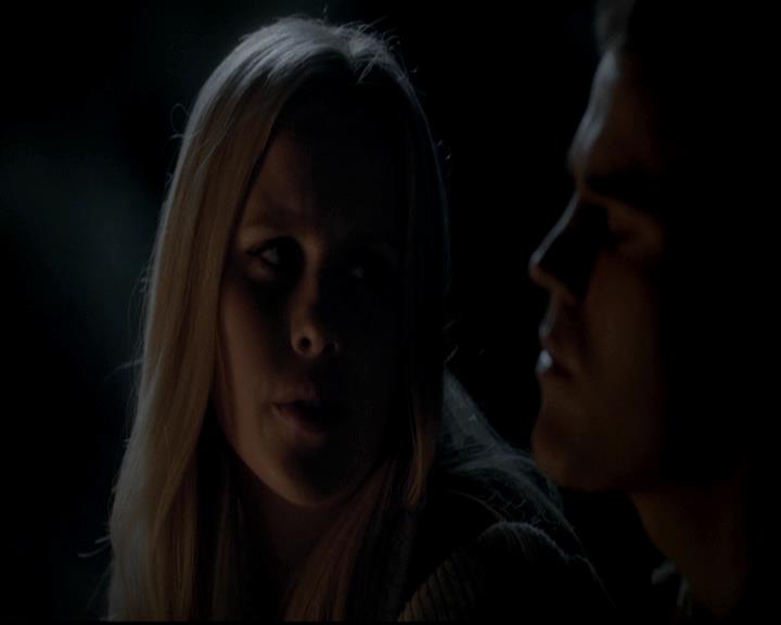 VampireDiariesWorld-dot-org_4x13IntoTheWild0945.jpg