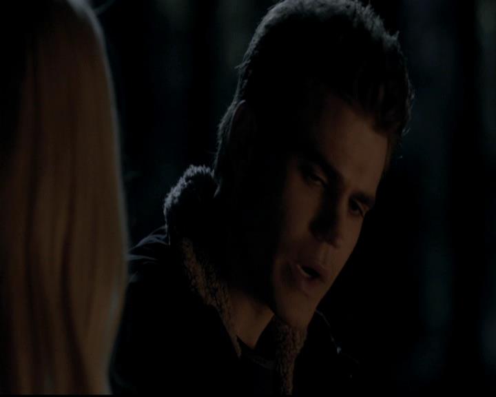 VampireDiariesWorld-dot-org_4x13IntoTheWild0948.jpg