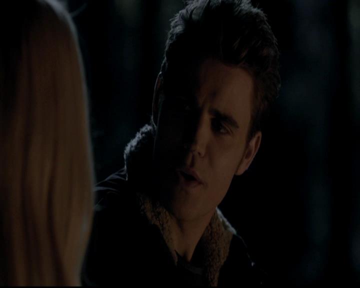 VampireDiariesWorld-dot-org_4x13IntoTheWild0953.jpg