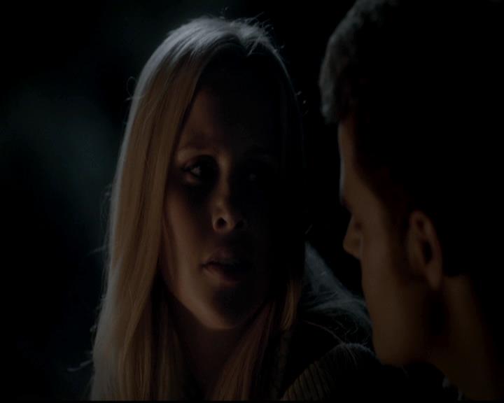 VampireDiariesWorld-dot-org_4x13IntoTheWild0958.jpg