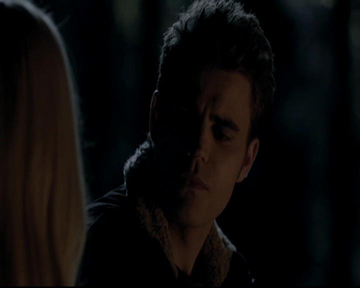 VampireDiariesWorld-dot-org_4x13IntoTheWild0962.jpg