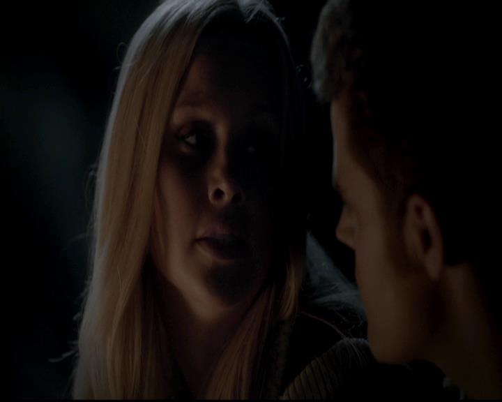 VampireDiariesWorld-dot-org_4x13IntoTheWild0965.jpg