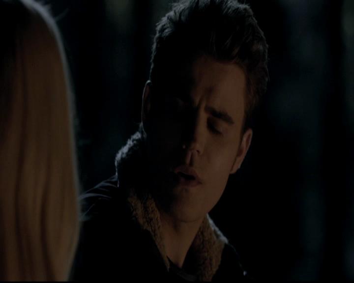 VampireDiariesWorld-dot-org_4x13IntoTheWild0970.jpg