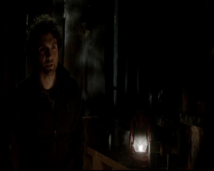 VampireDiariesWorld-dot-org_4x13IntoTheWild0991.jpg