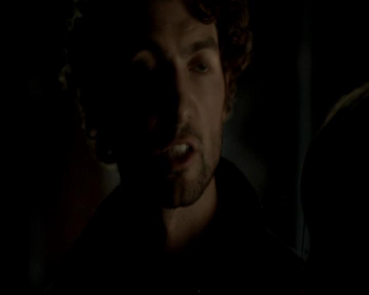 VampireDiariesWorld-dot-org_4x13IntoTheWild1060.jpg