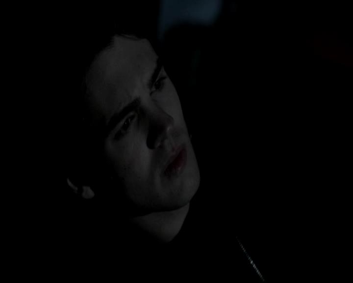 VampireDiariesWorld-dot-org_4x13IntoTheWild1088.jpg