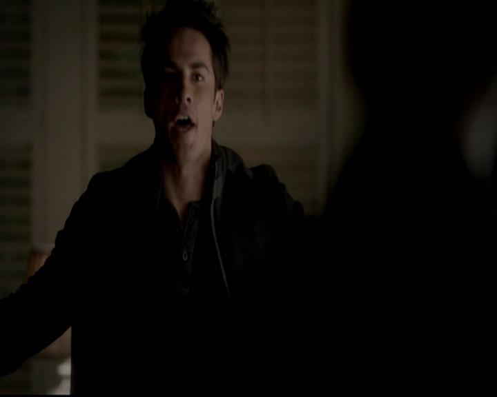 VampireDiariesWorld-dot-org_4x13IntoTheWild1140.jpg