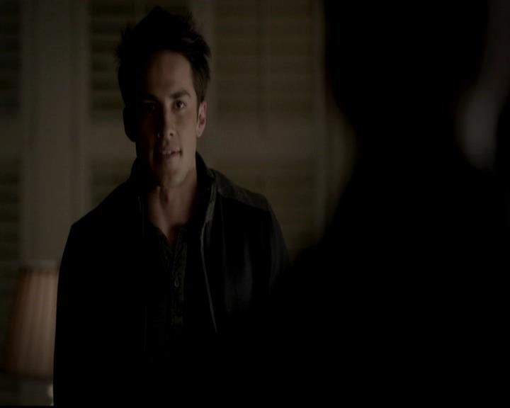 VampireDiariesWorld-dot-org_4x13IntoTheWild1146.jpg