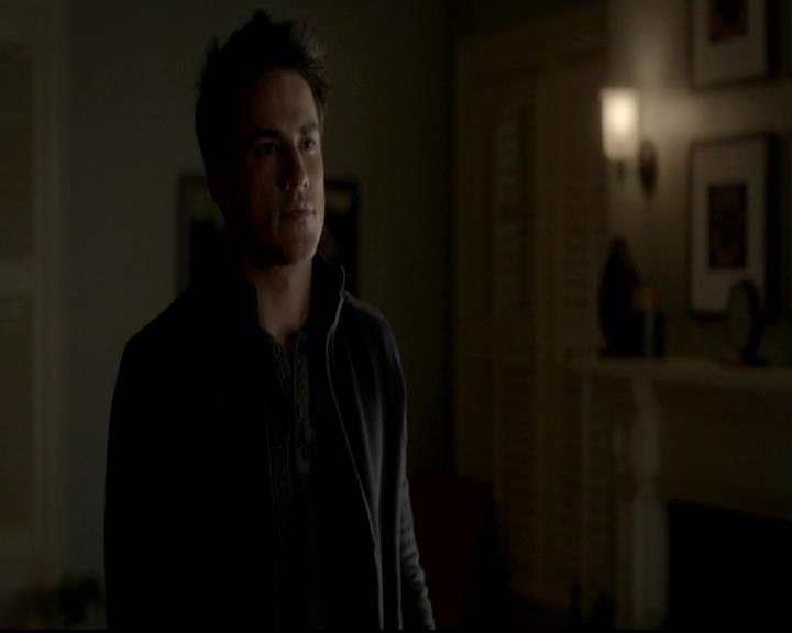 VampireDiariesWorld-dot-org_4x13IntoTheWild1149.jpg