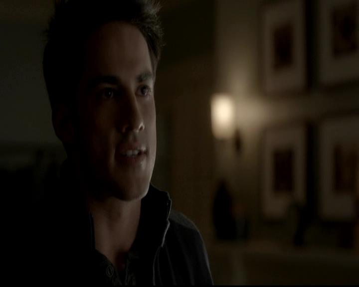 VampireDiariesWorld-dot-org_4x13IntoTheWild1151.jpg