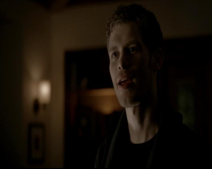 VampireDiariesWorld-dot-org_4x13IntoTheWild1156.jpg