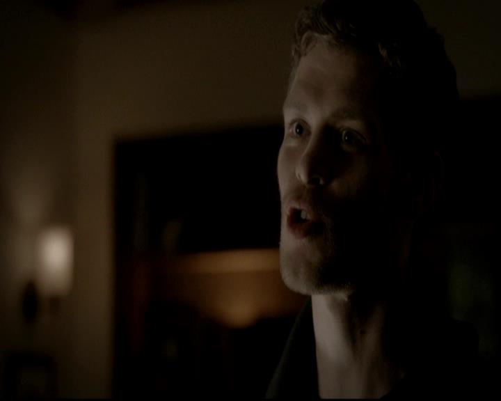 VampireDiariesWorld-dot-org_4x13IntoTheWild1164.jpg