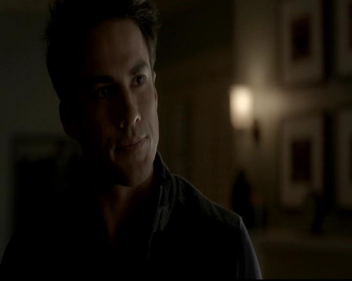 VampireDiariesWorld-dot-org_4x13IntoTheWild1168.jpg