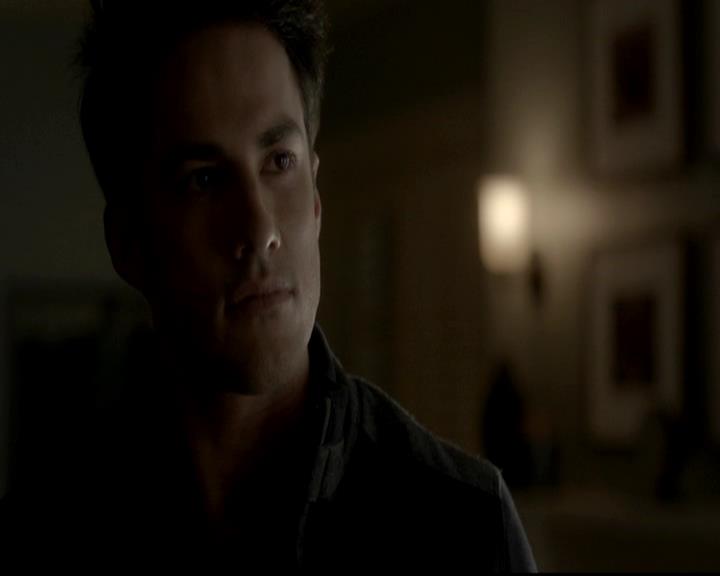 VampireDiariesWorld-dot-org_4x13IntoTheWild1172.jpg