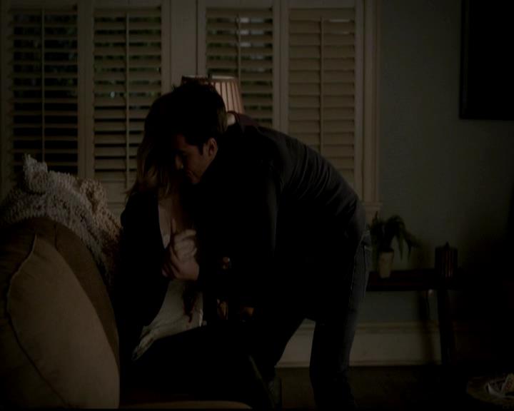 VampireDiariesWorld-dot-org_4x13IntoTheWild1191.jpg