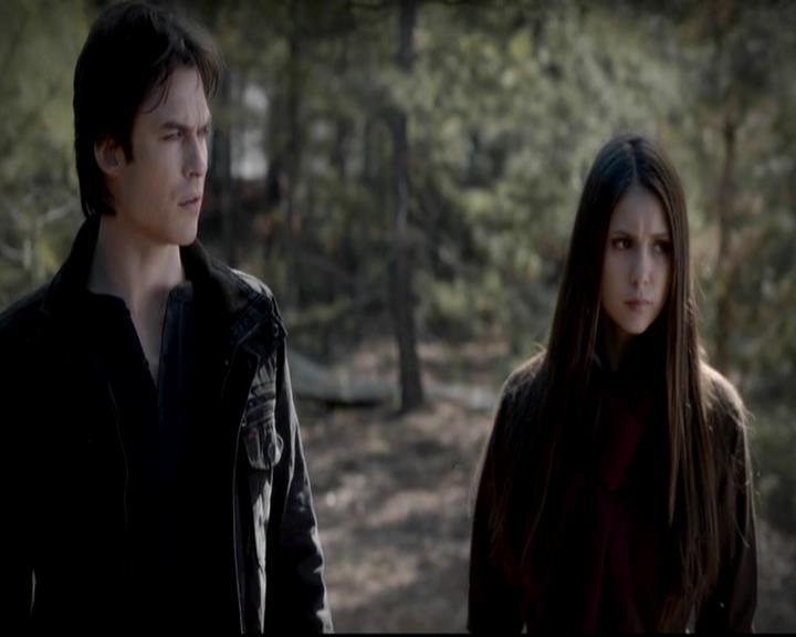 VampireDiariesWorld-dot-org_4x13IntoTheWild1212.jpg