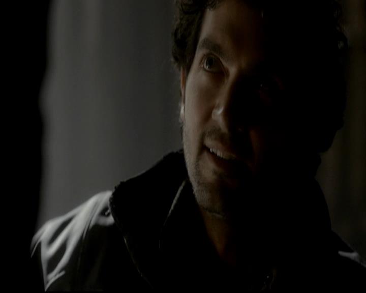 VampireDiariesWorld-dot-org_4x13IntoTheWild1258.jpg