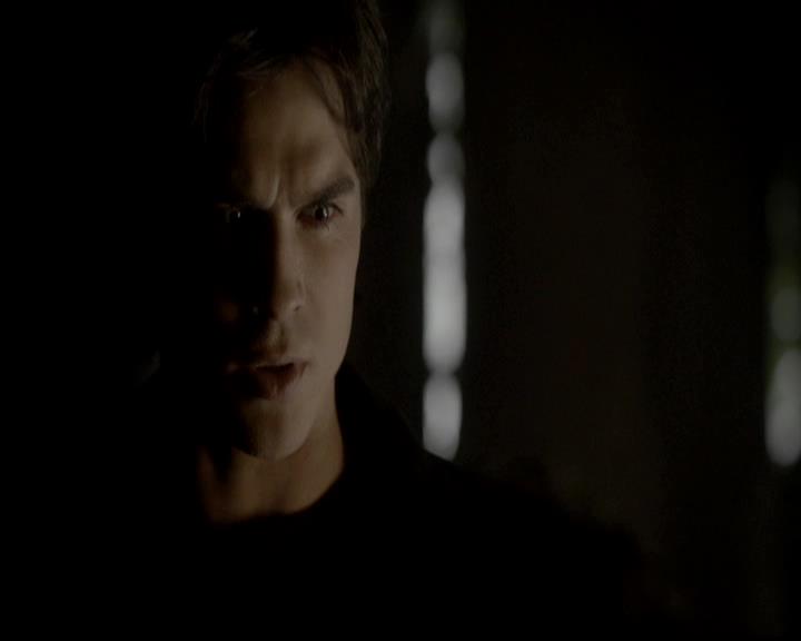 VampireDiariesWorld-dot-org_4x13IntoTheWild1282.jpg