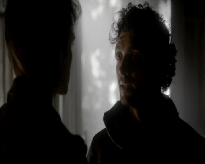 VampireDiariesWorld-dot-org_4x13IntoTheWild1327.jpg