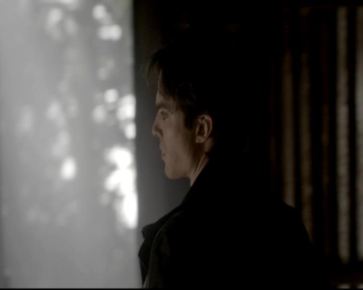 VampireDiariesWorld-dot-org_4x13IntoTheWild1455.jpg