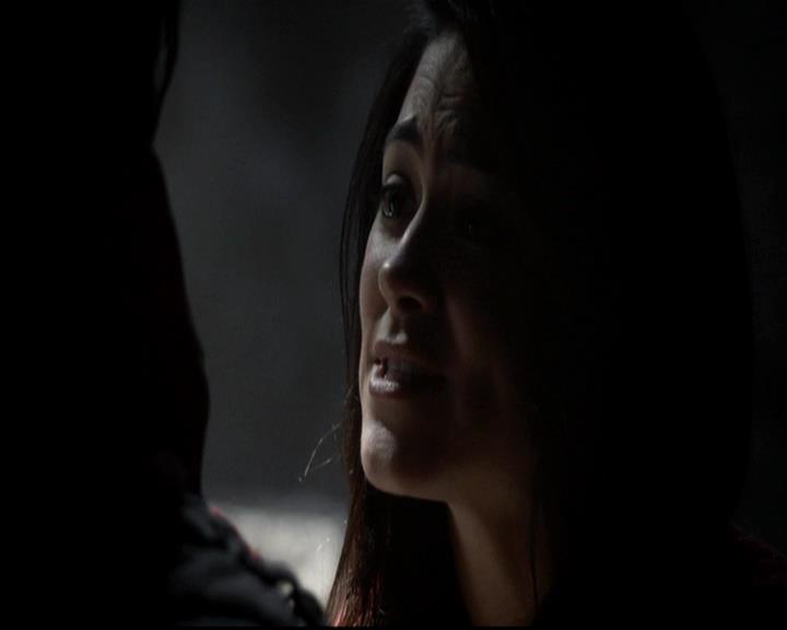 VampireDiariesWorld-dot-org_4x13IntoTheWild1522.jpg