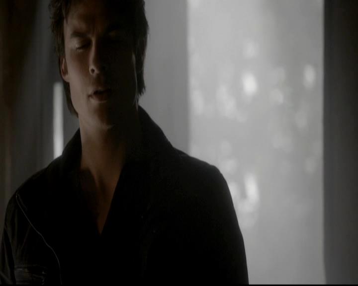 VampireDiariesWorld-dot-org_4x13IntoTheWild1540.jpg