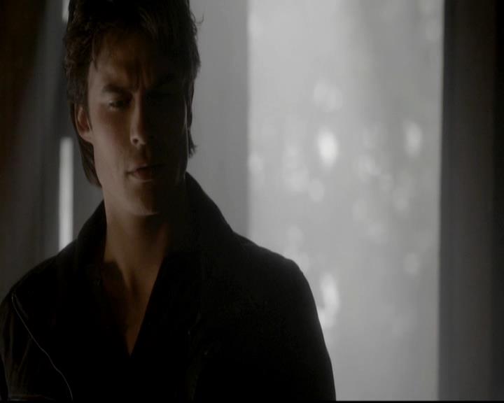 VampireDiariesWorld-dot-org_4x13IntoTheWild1543.jpg