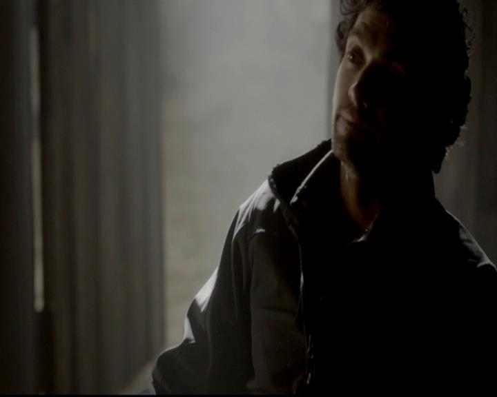 VampireDiariesWorld-dot-org_4x13IntoTheWild1551.jpg