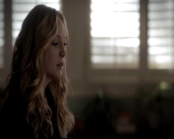 VampireDiariesWorld-dot-org_4x14DownTheRabbitHole0399.jpg