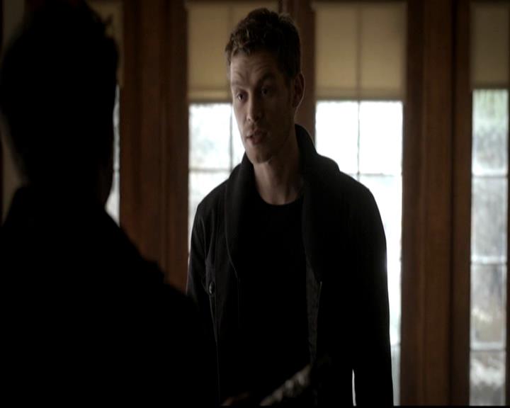 VampireDiariesWorld-dot-org_4x14DownTheRabbitHole0400.jpg