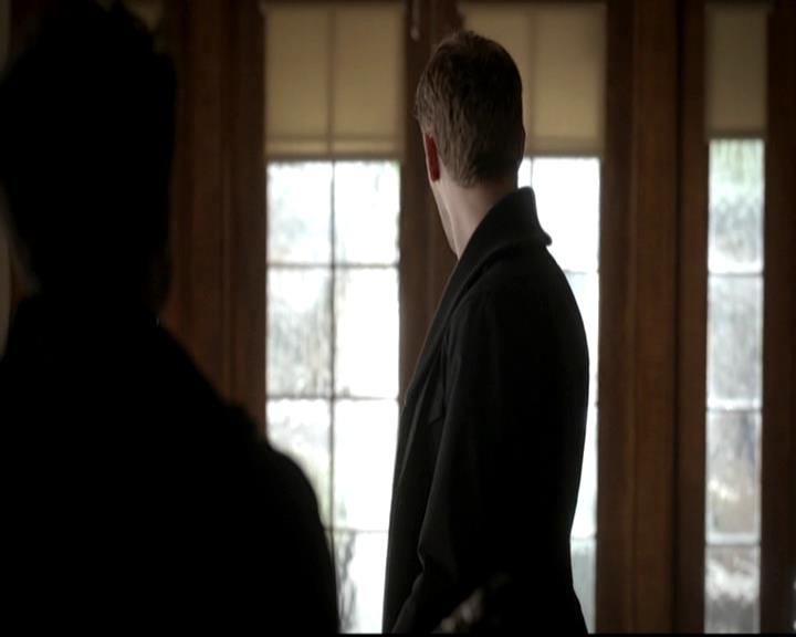 VampireDiariesWorld-dot-org_4x14DownTheRabbitHole0403.jpg