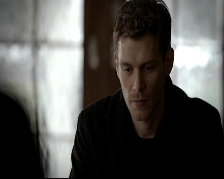 VampireDiariesWorld-dot-org_4x14DownTheRabbitHole0415.jpg